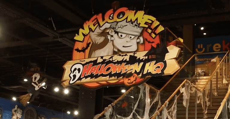 A Halloween Costume Shop Has Opened Up On Grafton Street