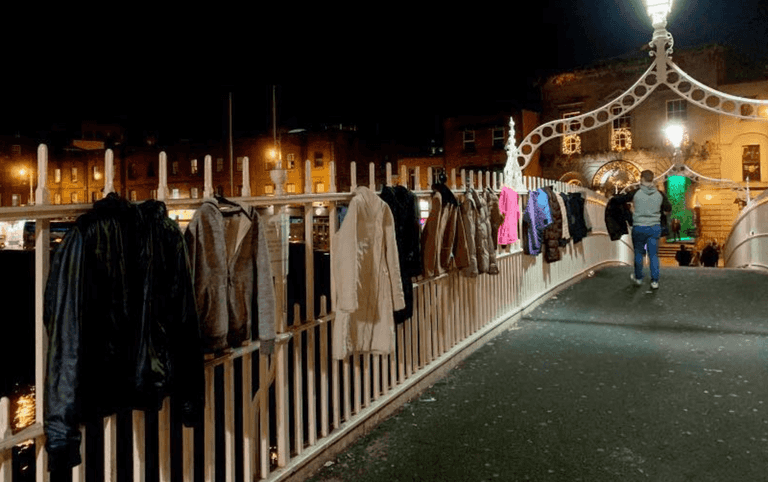Dublin City Council responds to ‘Warm for Winter’ initiative by removing coats from Ha’penny Bridge