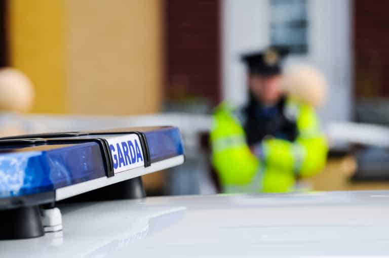 Gardai handed powers to arrest people flouting travel restrictions over Easter weekend