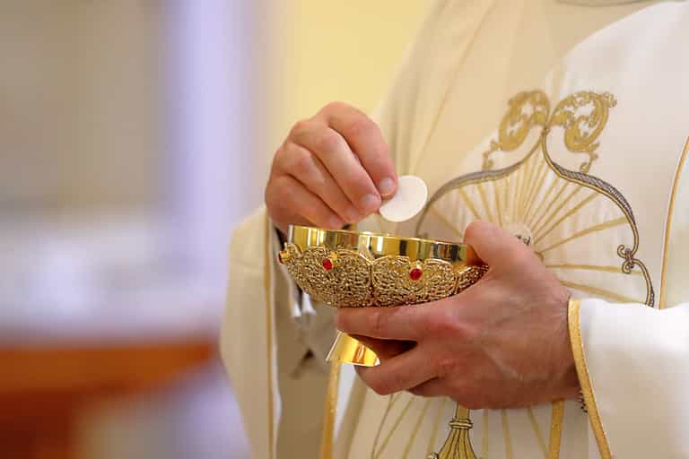Dublin priest ordered to stop giving out Holy Communion to parishioners