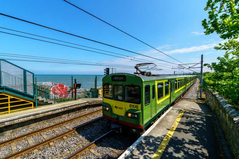 New Service Tells DART Commuters Exactly How Crowded Their Trains Are Every Morning New Service Tells DART Commuters Exactly How Crowded Their Trains Are Every Morning