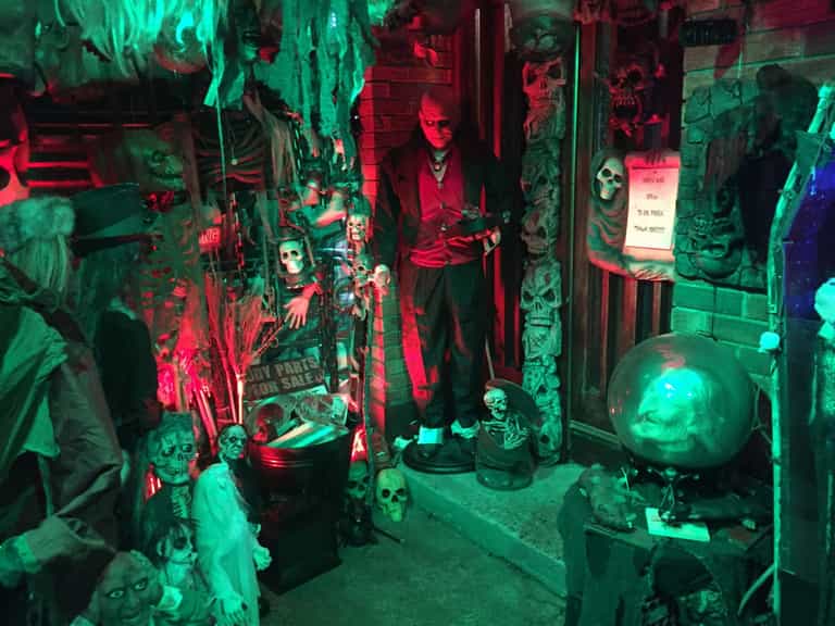 Dublin man transforms his house into a seriously scary graveyard Dublin man transforms his house into a seriously scary graveyard