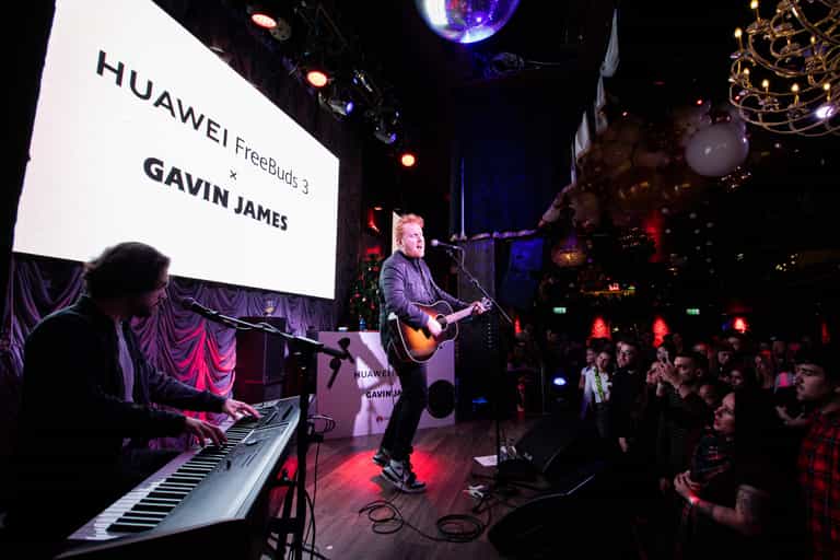 WATCH: Gavin James played an intimate Dublin gig to launch new Huawei FreeBuds 3 WATCH: Gavin James played an intimate Dublin gig to launch new Huawei FreeBuds 3