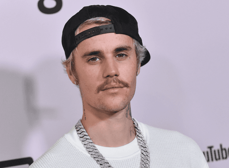 Justin Bieber calls on Irish singer to use her platform and support Black Lives Matter Movement Justin Bieber calls on Irish singer to use her platform and support Black Lives Matter Movement