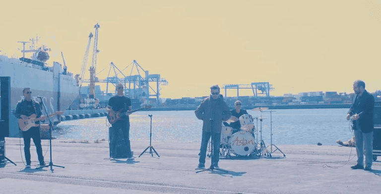 WATCH: Aslan treats fans to first live performance together in 3 months WATCH: Aslan treats fans to first live performance together in 3 months