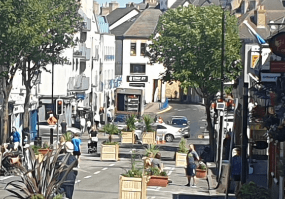 ‘Great atmosphere’ as Malahide trials new pedestrian zone ‘Great atmosphere’ as Malahide trials new pedestrian zone