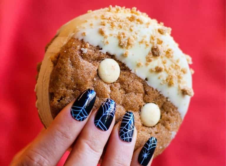 Forget pumpkin spice lattes – this Dublin restaurant is serving pumpkin spice ice-cream sambos Forget pumpkin spice lattes – this Dublin restaurant is serving pumpkin spice ice-cream sambos