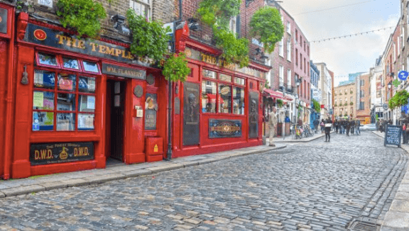 Dublin City Council issue statement refuting reports of a Temple Bar outdoor dining ban Dublin City Council issue statement refuting reports of a Temple Bar outdoor dining ban