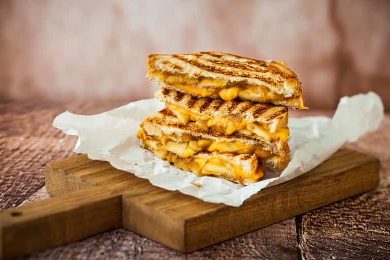 A new toastie spot is opening in Bray and promises grilled cheese, coffee, tunes and craic A new toastie spot is opening in Bray and promises grilled cheese, coffee, tunes and craic