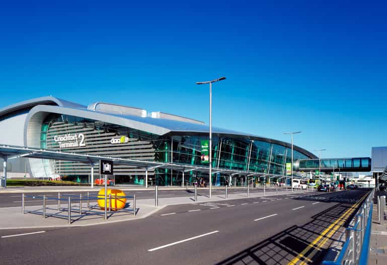 Dublin Airport apologises for long delays as result of security staff shortage Dublin Airport apologises for long delays as result of security staff shortage