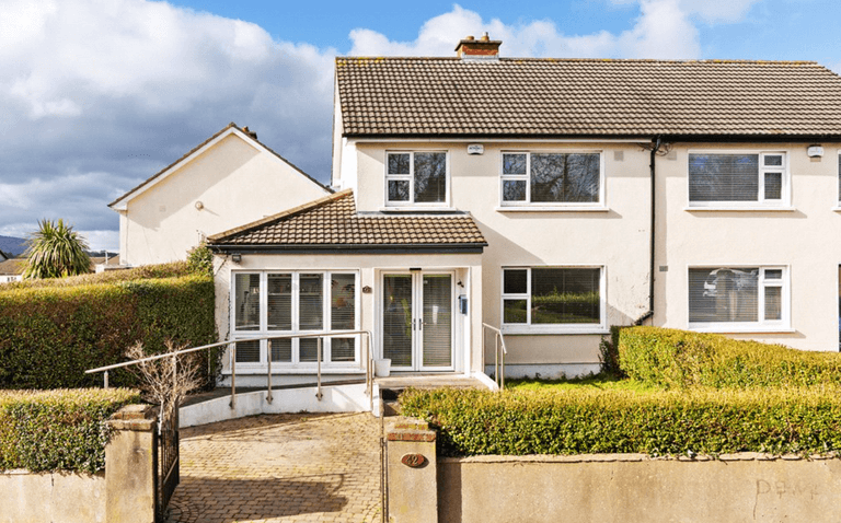 Dublin home designed by Dermot Bannon is on the market for less than you’d expect Dublin home designed by Dermot Bannon is on the market for less than you’d expect